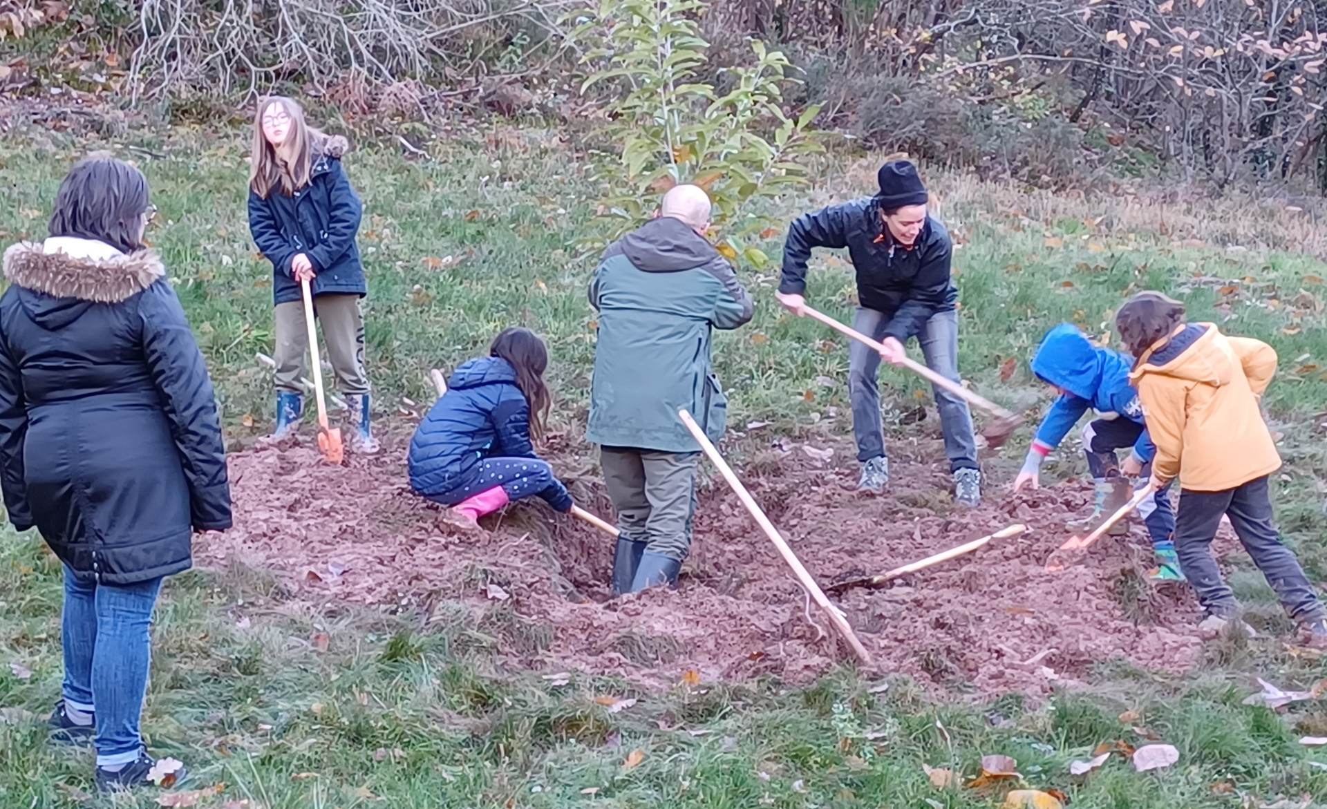 Lire la suite à propos de l’article Quand les élèves de l’école œuvrent pour la biodiversité !